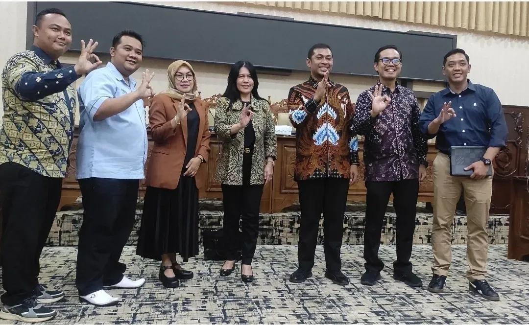OJK and Banyuwangi Regional House of Representatives: Bina Artha Ventura is a Legal and Official Microfinance Institution-Thumbnail